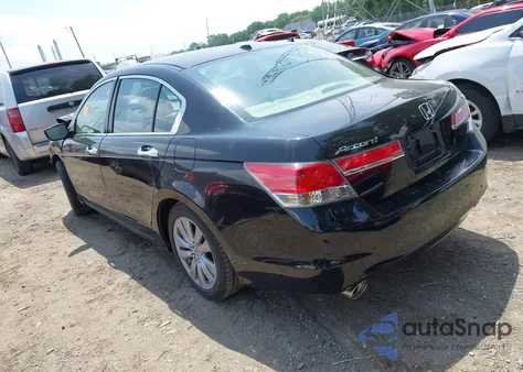 2012 Honda Accord 3.5 Ex-L z USA, uszkodzony, nr VIN 1HGCP3F88CA038017